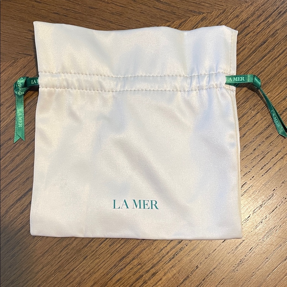 La Mer Ivory Travel Pouch with Teal Ribbons